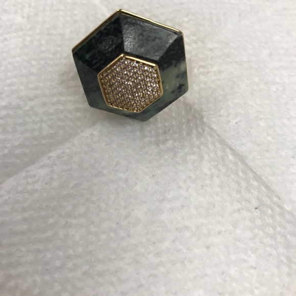 Ring - Picture 4 of 5